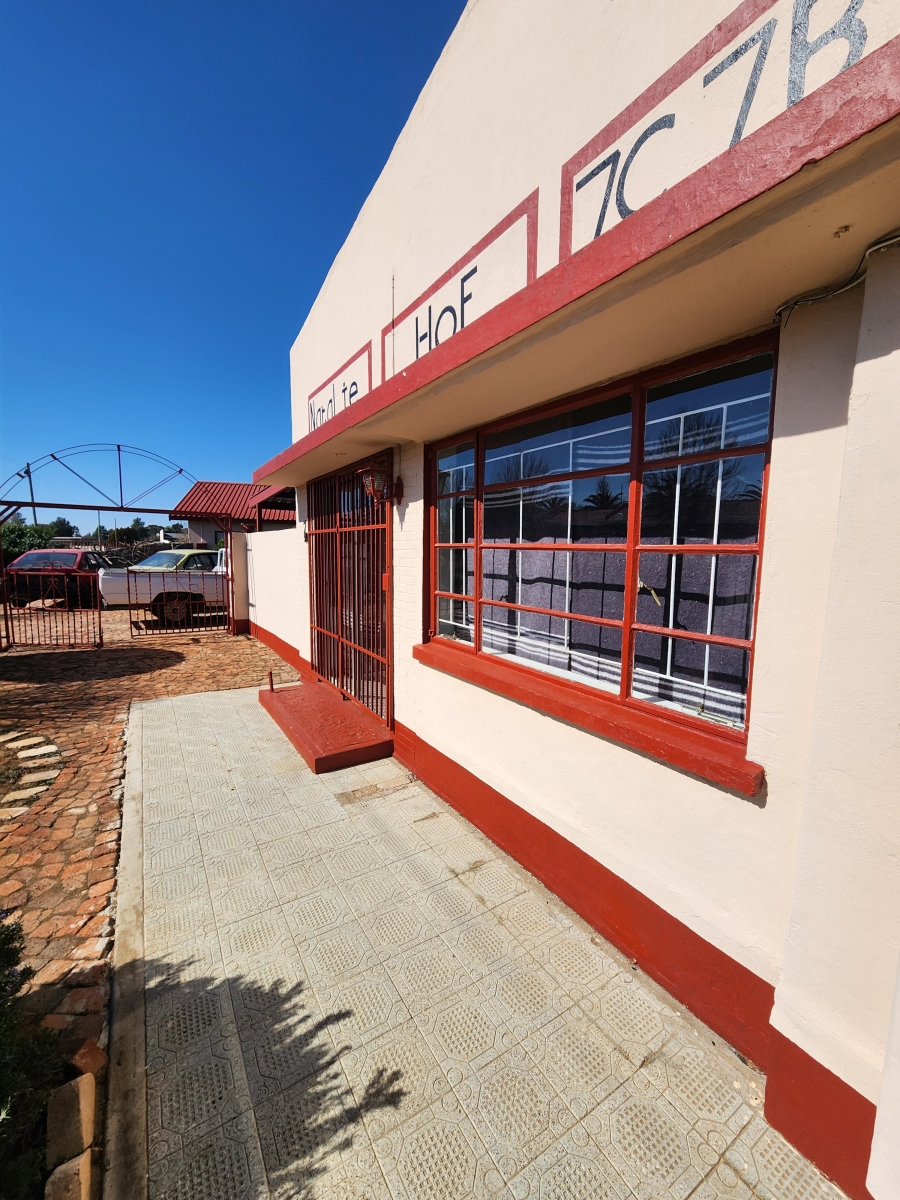 7 Bedroom Property for Sale in Hennenman Free State